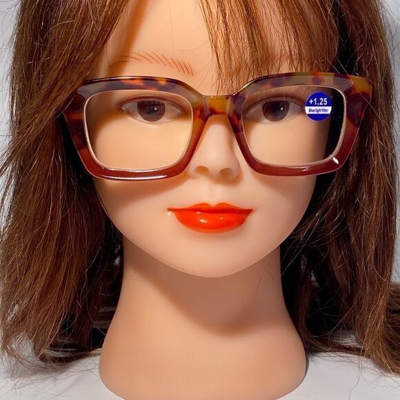 1186 Claudia 1.25 Tortoise Oversize Reading Glasses Square Concave NWT - Picture 1 of 9